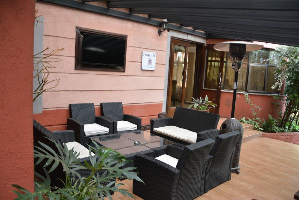 Gemsuites Serviced Apartments State House Nairobi Ngoại thất bức ảnh