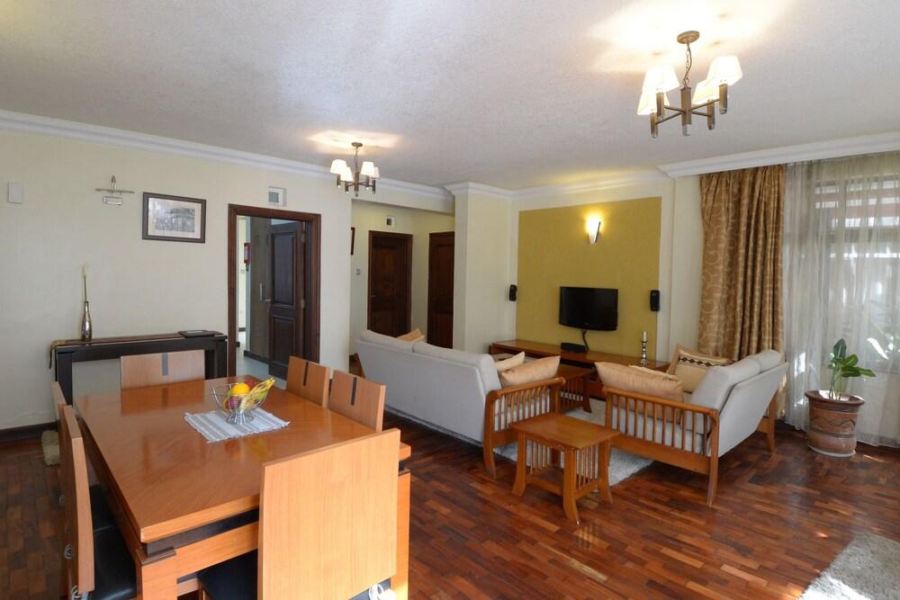 Gemsuites Serviced Apartments State House Nairobi Ngoại thất bức ảnh